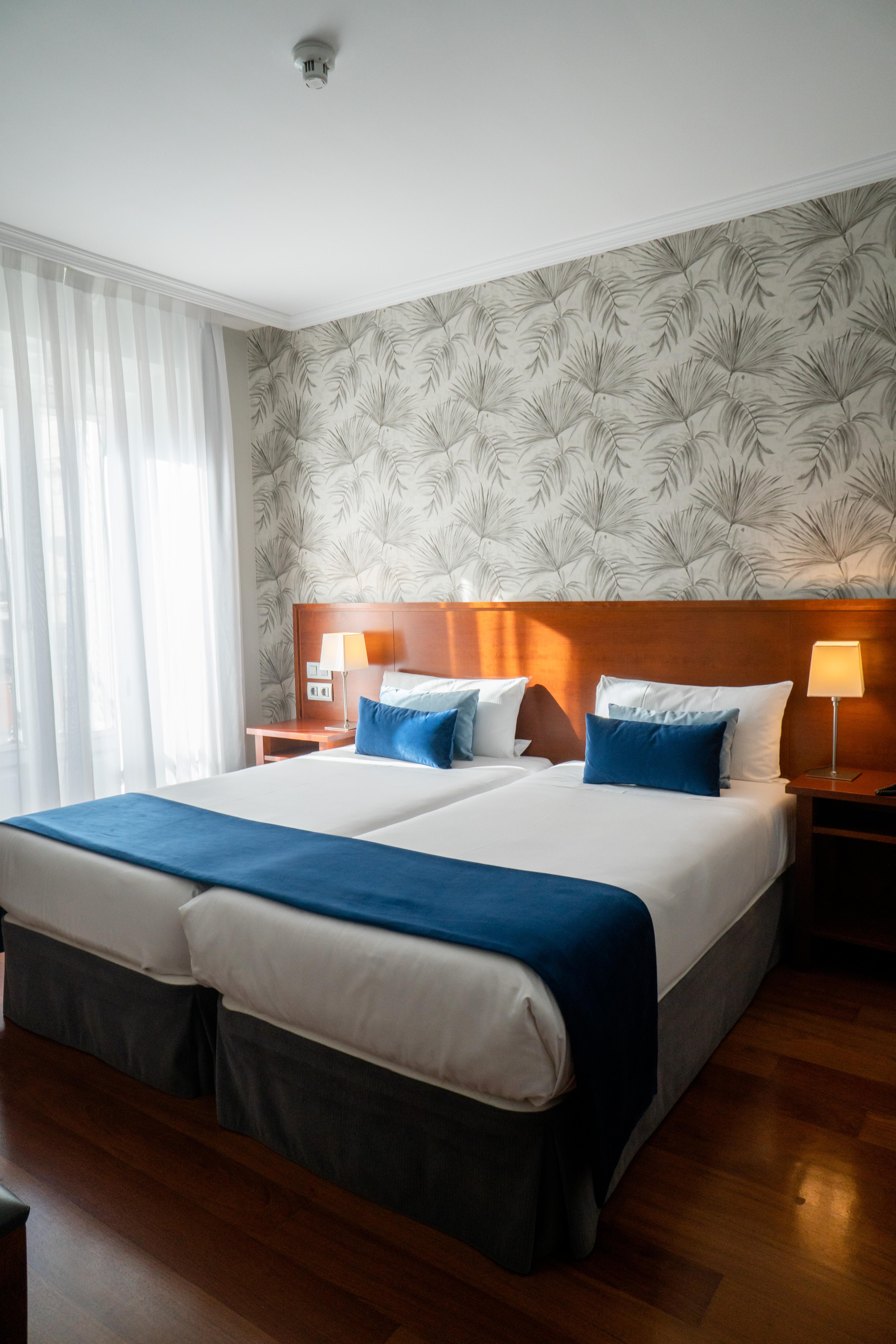 Itc Infantas By Soho Boutique Hotel Madrid Luaran gambar