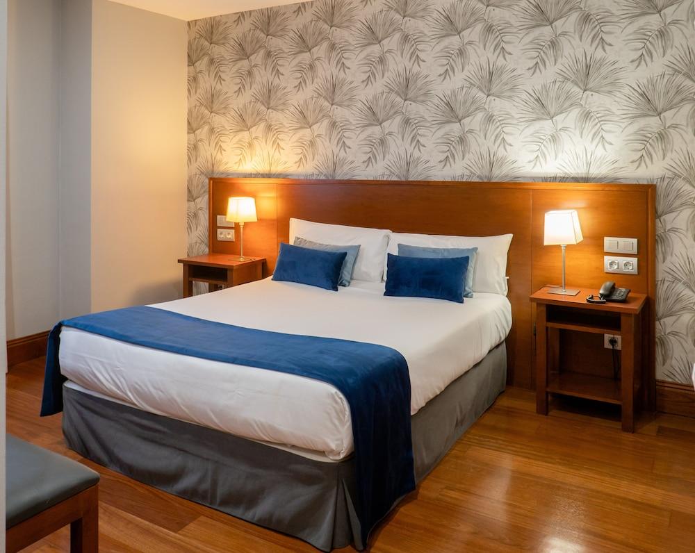 Itc Infantas By Soho Boutique Hotel Madrid Luaran gambar