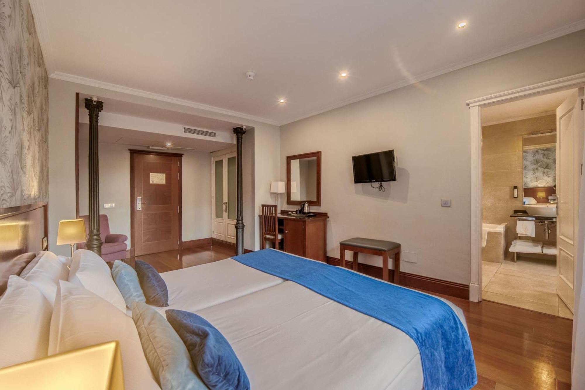 Itc Infantas By Soho Boutique Hotel Madrid Luaran gambar
